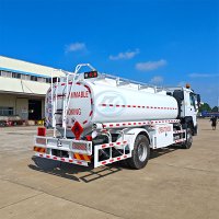 SINOTRUK HOWO 6X4 18-25m³ Fuel Tank Truck