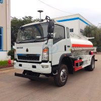SINOTRUK HOMAN 4x4 All Wheel Drive Fuel Tank Truck