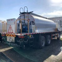 SINOTRUK HOWO NX 6X4 Gasoline Oil Transport Truck