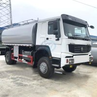 SINOTRUK HOWO 4X4 Brand New Fuel Tank truck