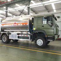 SINOTRUK HOWO 4X4 266HP Jet Aircraft Refuling Truck