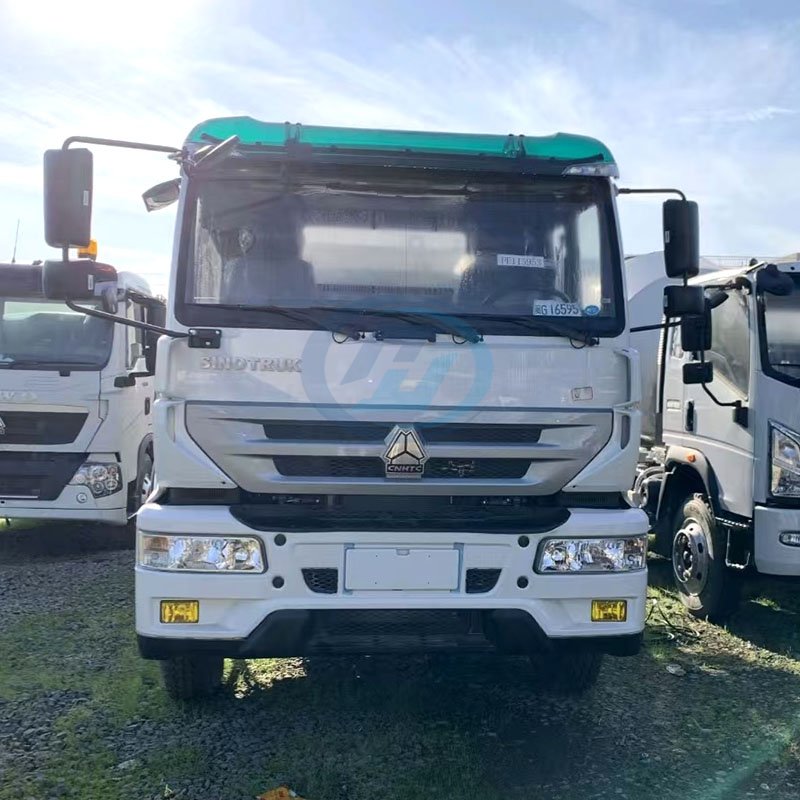 Sinotruk Howo H7 4X2 220hp 260hp Concrete Mixer Truck