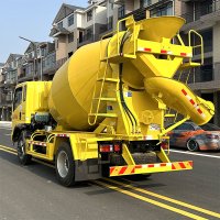Sinotruk HOWO 4x2 light duty concrete mixer truck with 3-6 cubic meter drum capacity
