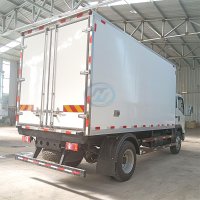 SINOTRUK HOWO 4X2 LIGHT REFRIGERATOR VAN TRUCK