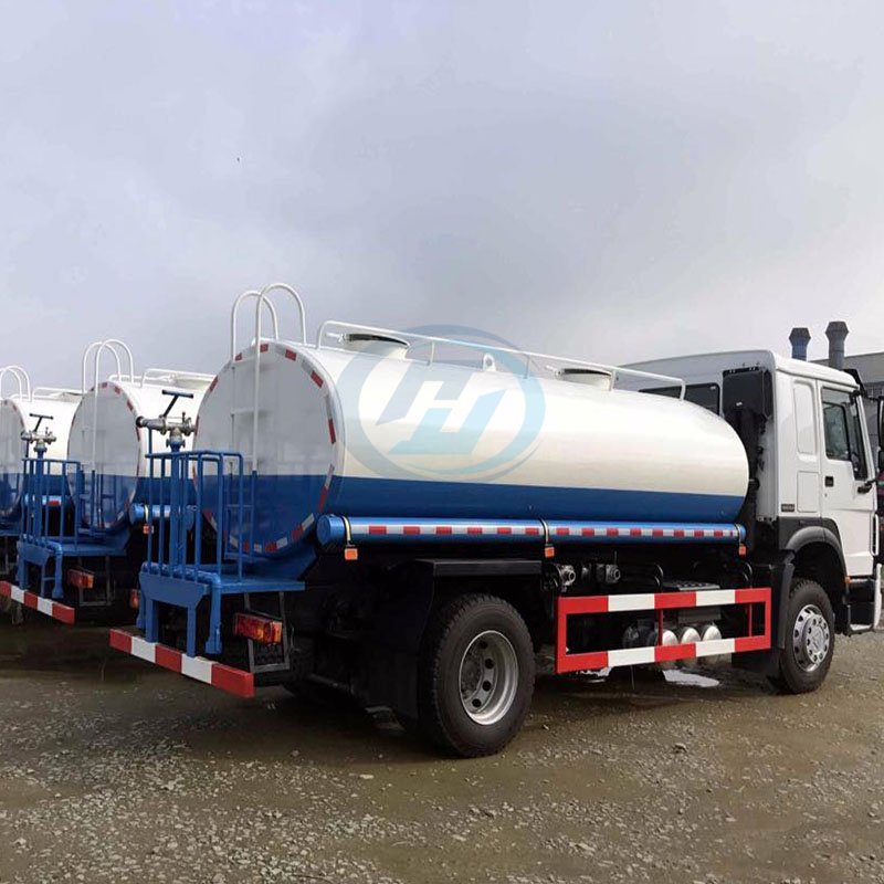 SINOTRUK HOWO-7 4X2 Water Sprinkler Tank Truck 10m3 12m3 15m3