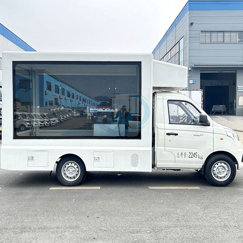FOTON MINI LED SCREEN ADVERTISING TRUCK