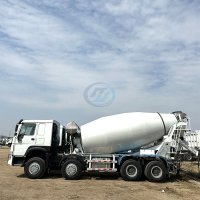 SINOTRUK HOWO-7 8X4 340hp 380hp 400hp Concrete Mixer Truck
