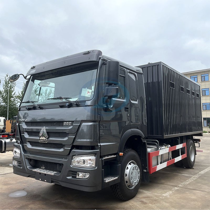 SINOTRUK HOWO-7 4X2 MOBILE LUBRICATION TRUCK