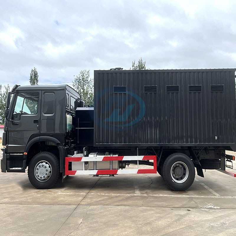 SINOTRUK HOWO-7 4X2 MOBILE LUBRICATION TRUCK