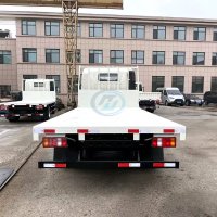 HOWO Light Flatbed 4x2 Cargo Truck