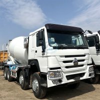 SINOTRUK HOWO-7 8X4 340hp 380hp 400hp Concrete Mixer Truck