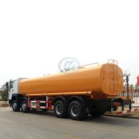 SINOTRUK HOWO 8X4 Large Water Sprinkler Tank Truck 25m3 30m3