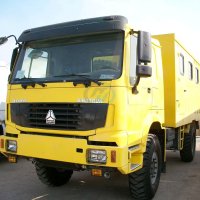 SINOTRUK HOWO 4X2 MOBILE WORKSHOP TRUCK