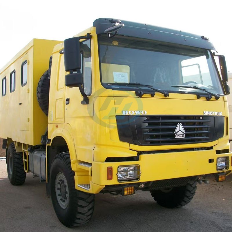SINOTRUK HOWO 4X2 MOBILE WORKSHOP TRUCK