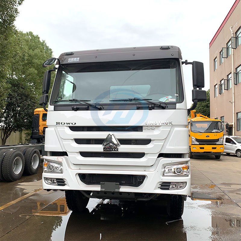 SINOTRUK HOWO-7 4X2 300hp 340hp Heavy Fresh Milk Transportation Truck