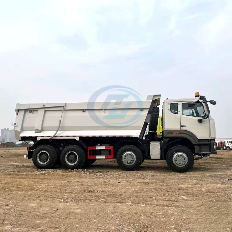 SINOTRUK HOWO NX 8X4 380HP 400HP 430HP DUMP TRUCK