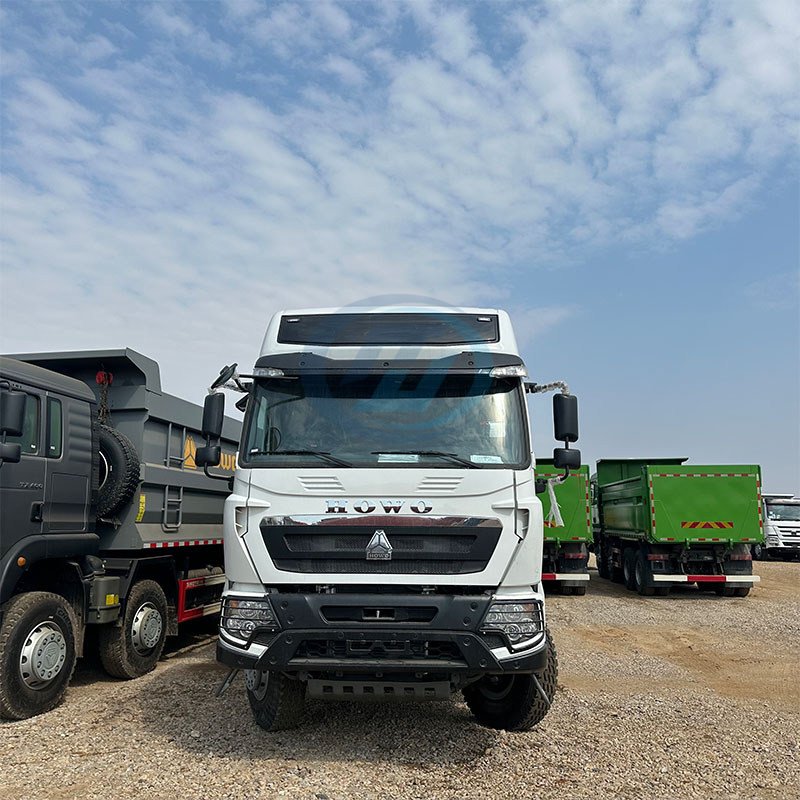 SINOTRUK HOWO T7H 8X4 400HP 440HP DUMP TRUCK