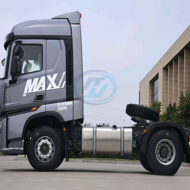 SINOTRUK HOWO MAX 4X2 430HP 460HP TRACTOR TRUCK