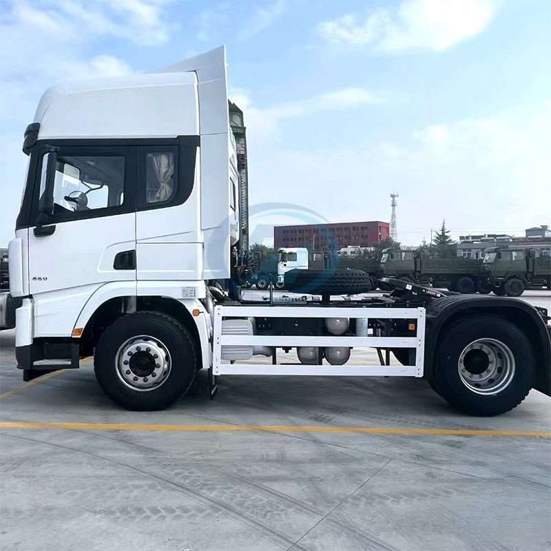 SHACMAN X3000 4X2 400HP 430HP TRACTOR TRUCK