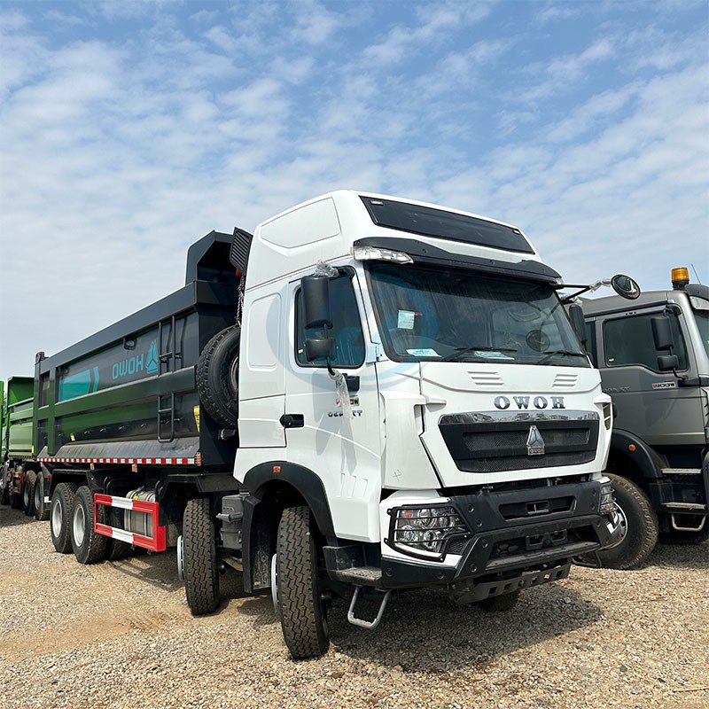 SINOTRUK HOWO T7H 8X4 400HP 440HP DUMP TRUCK
