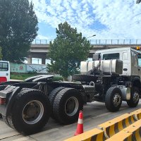 SINOTRUK HOWO-7 8X4 400HP TRACTOR TRUCK