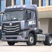 SINOTRUK HOWO MAX 4X2 430HP 460HP TRACTOR TRUCK