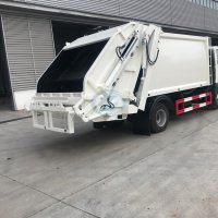 SINOTRUK HOWO 4X2 Light Rear Compression Garbage Truck