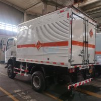 SINOTRUK HOWO 4X2 Explosive Transport Truck