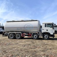 SINOTRUK HOWO 8X4 Bulk Cement Transportation Truck