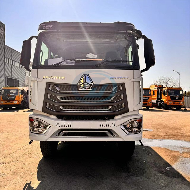 SINOTRUK HOWO NX 6X4 Asphalt Distributor Truck