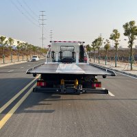 SINOTRUK HOWO 4X2 Light Platform Wrecker Truck