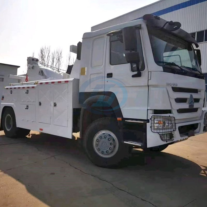 SINOTRUK HOWO 4X2 Wrecker Truck