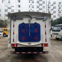 SINOTRUK HOWO Light 4X2 Street Sweeper Truck
