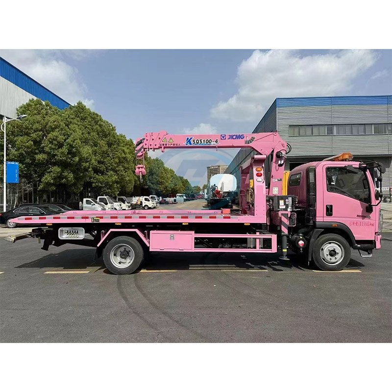 SINOTRUK HOWO 4X2 Light Platform Wrecker Truck With Crane