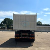 SINOTRUK HOWO 8X4 Hook Lift Truck