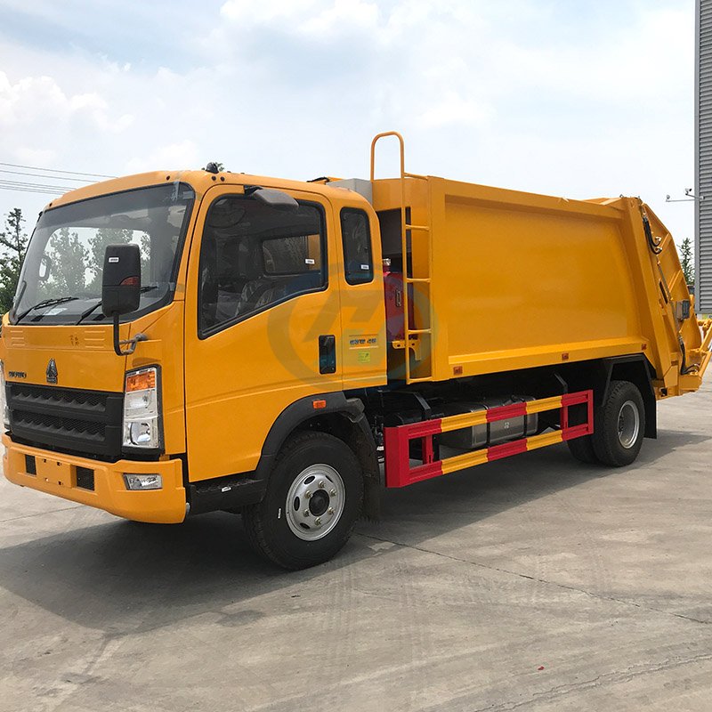 SINOTRUK HOWO 4X2 Light Rear Compression Garbage Truck