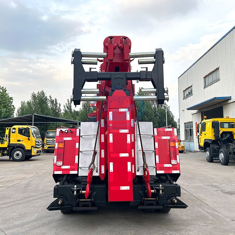 SINOTRUK HOWO 8X4 Wrecker Truck