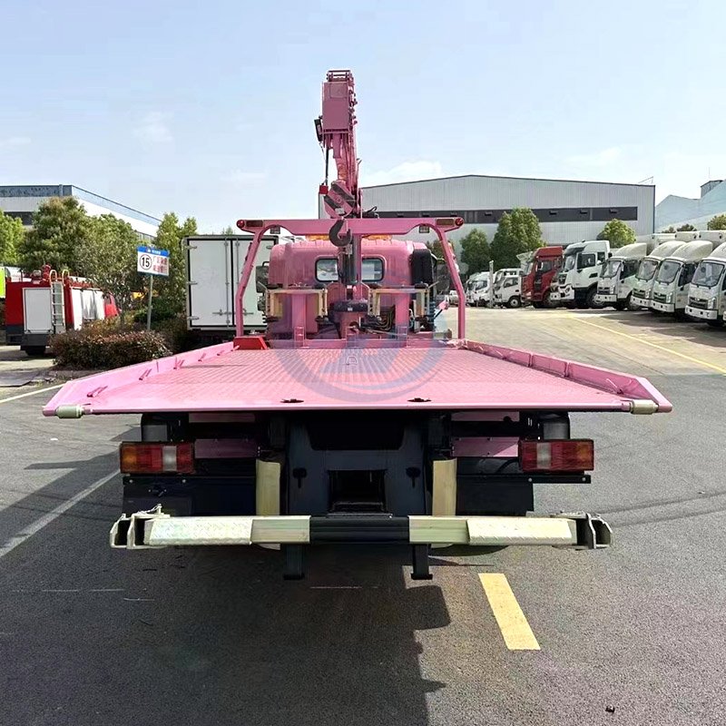 SINOTRUK HOWO 4X2 Light Platform Wrecker Truck With Crane