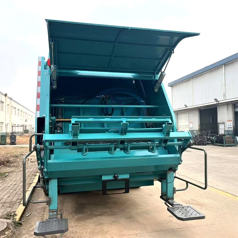 SINTRUK HOWO 4X2 Rear Compression Garbage Truck