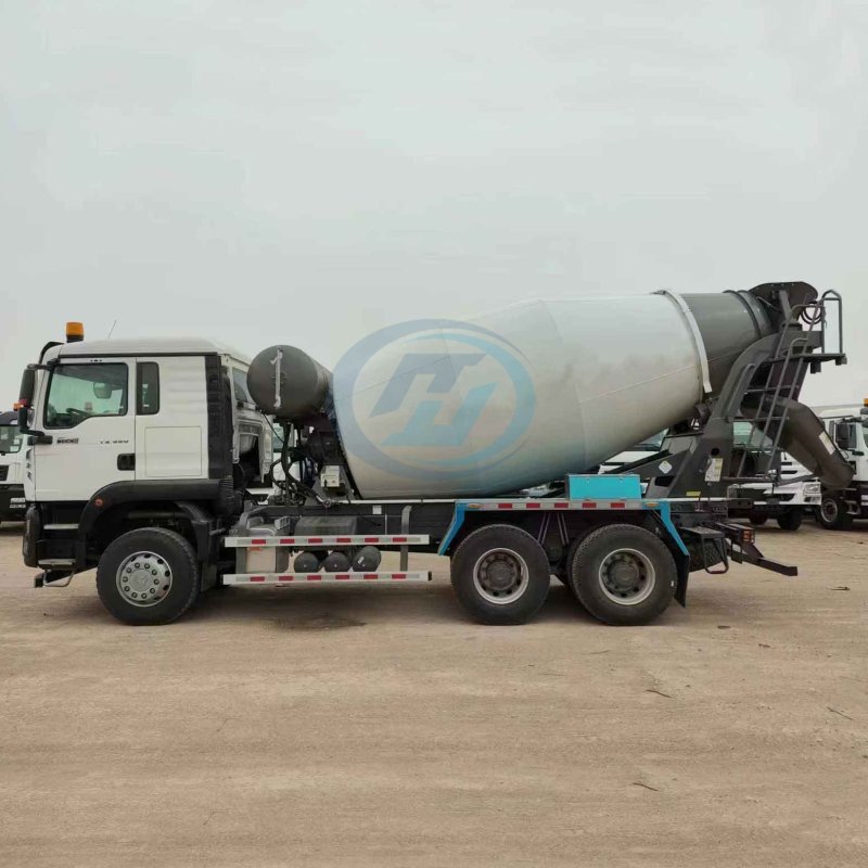 Heavy-duty concrete mixer