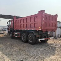 USED NEW DUMP TRUCK