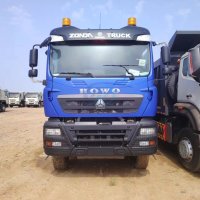 USED DUMP TRUCK
