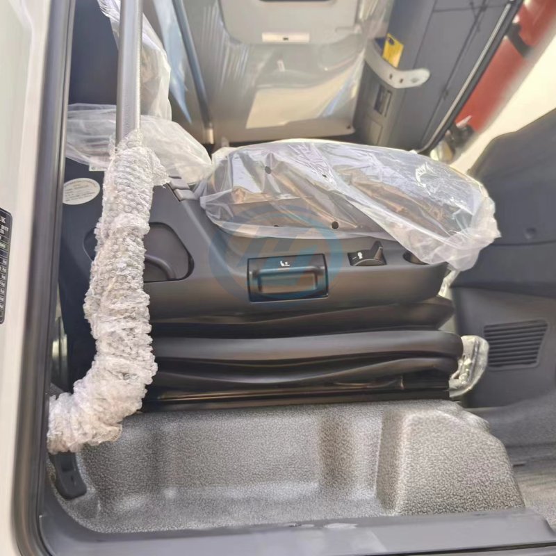 SINOTRUK HOWO TRACTOR TRUCK