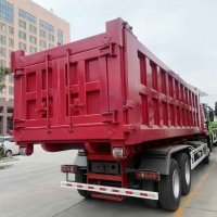 HEAVY DUTY GARBAGE COLLECTION TRUCK