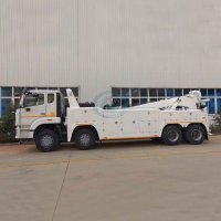 HEAVY DUTY WRECKER TRUCK