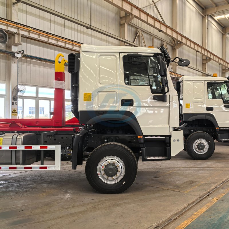 SECOND-HAND GARBAGE TRUCK