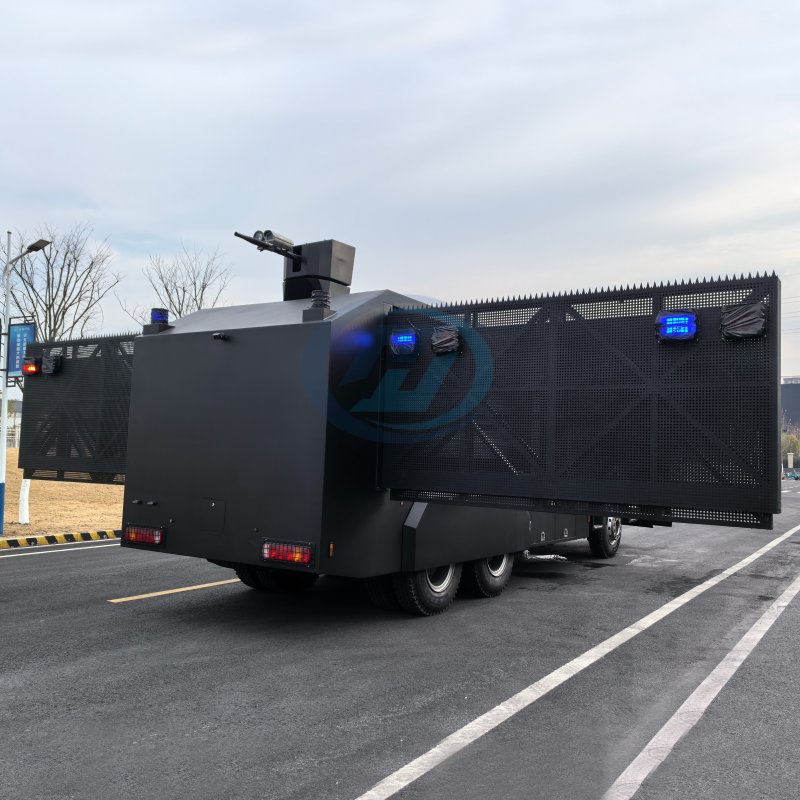 OFF ROAD HEAVY DUTY RIOT TRUCK