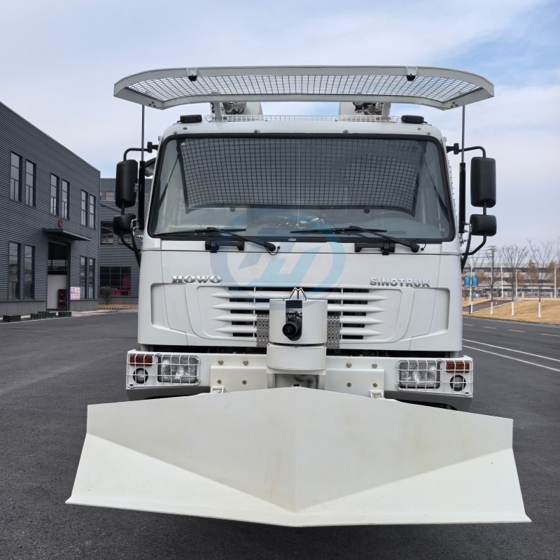 OFF ROAD HEAVY DUTY RIOT TRUCK