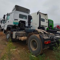 HEAVY DUTY TRACTOR TRUCK