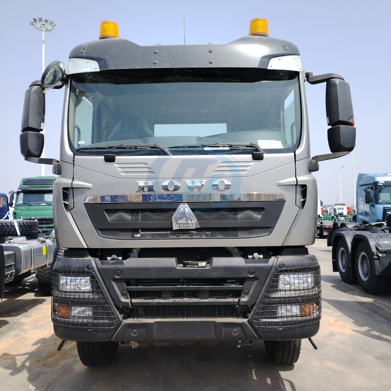 SEMI TRAILER TOW TRUCK